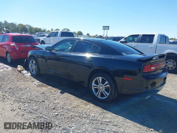2013 Dodge Charger RT Plus with VIN 2C3CDXDT6DH567009, listed as a IAAI auction lot 40619931 with 145,015 mi miles. Bid and sale history available at carsss.com. Image 3.