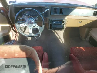 1987 Chevrolet El Camino z VIN 3GCCW80H0HS906444, wystawiony jako Copart lot #81360244 z przebiegiem 272 873 mil mil oraz Szkoda całkowita • Salvage title. Historia ofert i sprzedaży dostępna na DreamBid. Obrazek 8.
