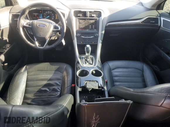 2013 Ford Fusion SE with VIN 3FA6P0HRXDR320317, listed as a Copart auction lot 51501105 with 141,311 mi miles and Salvage Title. Bid and sale history available at DreamBid. Image 8.