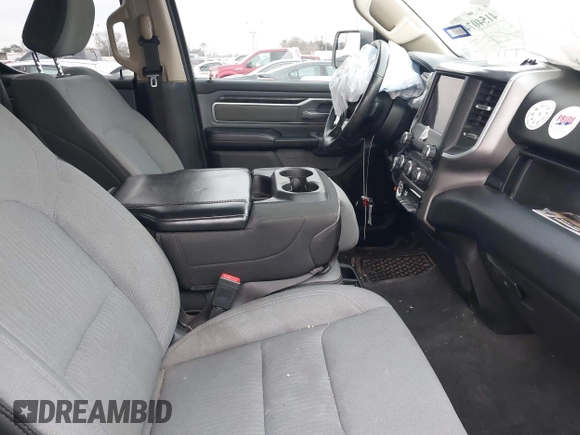 2020 Ram 1500 Big Horn with VIN 1C6RREBT0LN210792, listed as a IAAI auction lot 41540749 with 124,414 mi miles. Bid and sale history available at carsss.com. Image 5.