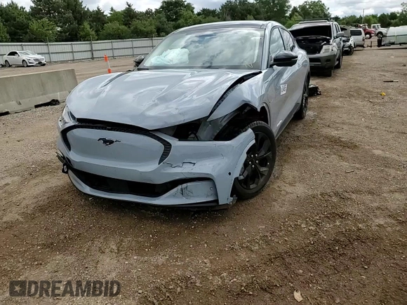 2024 Ford Mustang Mach-E Select z VIN 3FMTK1R4XRMA12763, wystawiony jako Copart lot #62646955 z przebiegiem 6 807 mil mil oraz Szkoda całkowita • Salvage title. Historia ofert i sprzedaży dostępna na DreamBid. Obrazek 14.
