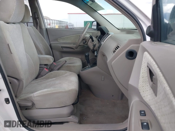2005 Hyundai Tucson GLS with VIN KM8JN72D15U082153, listed as a IAAI auction lot 42150901 with 209,250 mi miles. Bid and sale history available at carsss.com. Image 5.