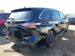 2021 Toyota Sienna XSE with VIN 5TDXRKEC3MS029904, listed as a IAAI auction lot 42084875 with 46,136 mi miles and . Bid and sale history available at DreamBid. Image 4.