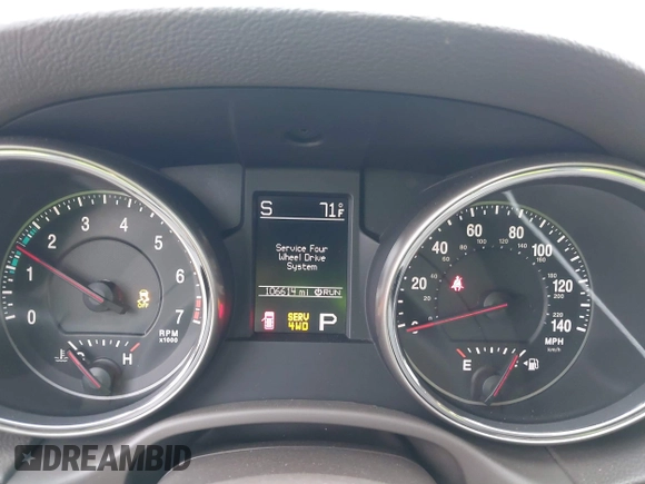 2012 Jeep Grand Cherokee Laredo with VIN 1C4RJFAG5CC224032, listed as a IAAI auction lot 42069334 with 106,614 mi miles. Bid and sale history available at carsss.com. Image 7.