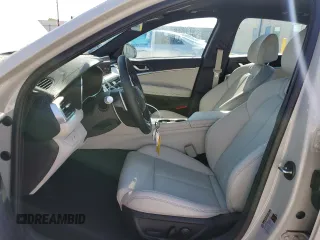 2025 Genesis G70 2.5T with VIN KMTG34SC2SU150418, listed as a Copart auction lot 50716355 with 11,115 mi miles and Clean title. Bid and sale history available at DreamBid. Image 7.