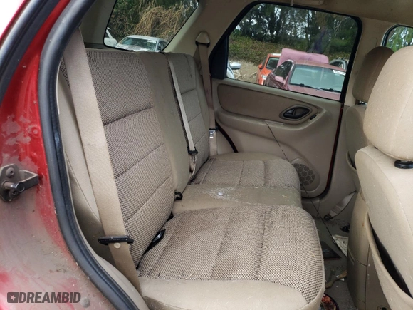 2005 Ford Escape XLT with VIN 1FMYU931X5KA61749, listed as a Copart auction lot 87435914 with 175,183 mi miles and Salvage Title. Bid and sale history available at carsss.com. Image 11.