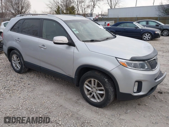 2015 Kia Sorento LX with VIN 5XYKTCA60FG639261, listed as a IAAI auction lot 41255907 with 133,665 mi miles and . Bid and sale history available at DreamBid. Image 1.