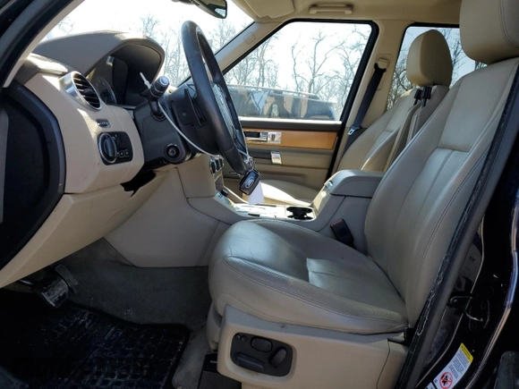 2014 Land Rover LR4 Lux with VIN SALAK2V67EA702172, listed as a Copart auction lot 50871005 with 125,332 mi miles and Clean title. Bid and sale history available at DreamBid. Image 7.