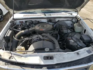 1996 Dodge Dakota z VIN 1B7HL26X3TS574692, wystawiony jako Copart lot #79342224 z przebiegiem 155 023 mil mil oraz Czysty tytuł • Clean title. Historia ofert i sprzedaży dostępna na DreamBid. Obrazek 11.