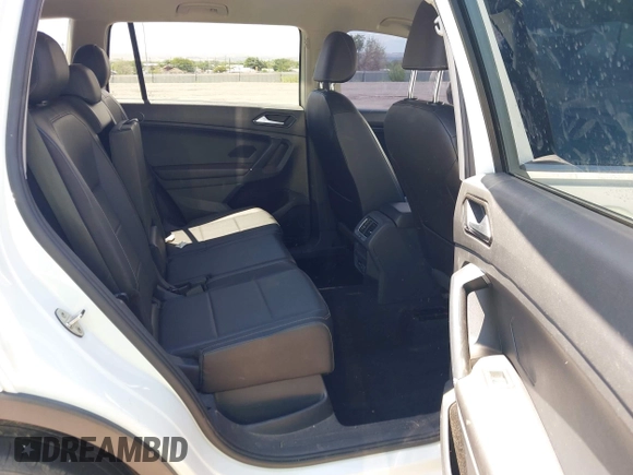 2018 Volkswagen Tiguan SEL с VIN 3VV2B7AX7JM138559, выставлен на аукционе IAAI как лот 42564565 с пробегом 74 602 миль миль и . История ставок и продаж доступна на DreamBid. Изображение 8.