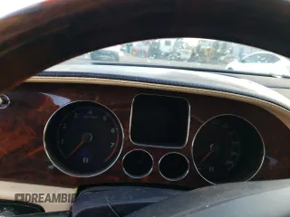 2007 Bentley Flying Spur z VIN SCBBR93W87C047064, wystawiony jako Copart lot #42865763 z przebiegiem Nie podano mil oraz . Historia ofert i sprzedaży dostępna na DreamBid. Obrazek 9.