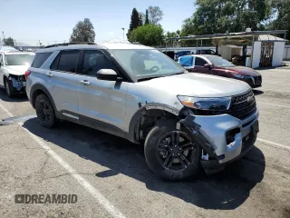 2020 Ford Explorer XLT z VIN 1FMSK8DH4LGB31585, wystawiony jako Copart lot #56982185 z przebiegiem 36 117 mil mil oraz Szkoda całkowita • Salvage title. Historia ofert i sprzedaży dostępna na DreamBid. Obrazek 4.