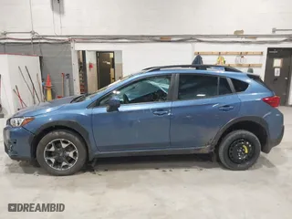 2020 Subaru Crosstrek Premium with VIN JF2GTAPC4L8202181, listed as a IAAI auction lot 41964713 with 33,172 mi miles. Bid and sale history available at carsss.com. Image 14.