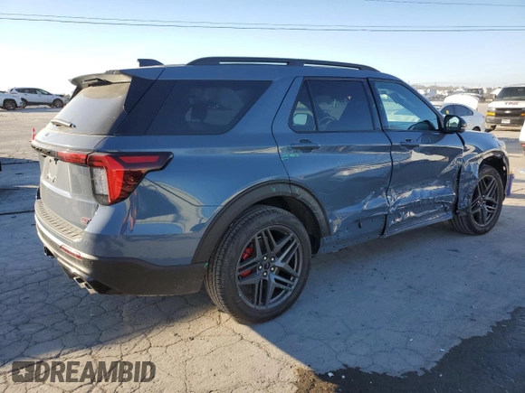 2025 Ford Explorer ST with VIN 1FMWK8GC5SGA19149, listed as a Copart auction lot 46465805 with 2,503 mi miles and Salvage Title. Bid and sale history available at carsss.com. Image 3.
