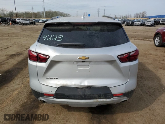 2021 Chevrolet Blazer LT z VIN 3GNKBCRS1MS564223, wystawiony jako Copart lot #53252065 z przebiegiem 53 387 mil mil oraz Nie do naprawy • Non repairable. Historia ofert i sprzedaży dostępna na DreamBid. Obrazek 6.