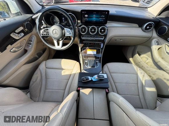 2021 Mercedes-Benz GLC 300 with VIN W1N0G8DB6MV300830, listed as a Copart auction lot 57201185 with 135,882 mi miles and Clean title. Bid and sale history available at DreamBid. Image 9.