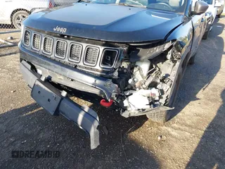 2018 Jeep Compass Trailhawk with VIN 3C4NJDDB1JT234867, listed as a IAAI auction lot 41996425 with 103,567 mi miles and . Bid and sale history available at carsss.com. Image 6.