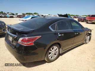2014 Nissan Altima S with VIN 1N4AL3APXEN231240, listed as a Copart auction lot 52305935 with 194,219 mi miles and Salvage Title. Bid and sale history available at DreamBid. Image 3.
