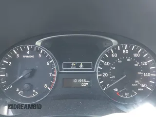 2015 Nissan Altima 2.5 z VIN 1N4AL3AP6FN919785, wystawiony jako IAAI lot #42408330 z przebiegiem 101 555 mil mil oraz . Historia ofert i sprzedaży dostępna na DreamBid. Obrazek 7.