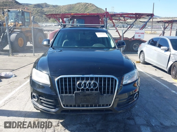 2014 Audi Q5 Premium z VIN WA1CFAFP0EA085858, wystawiony jako IAAI lot #41956522 z przebiegiem Nie podano mil oraz . Historia ofert i sprzedaży dostępna na DreamBid. Obrazek 11.