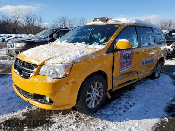 2011 Dodge Grand Caravan R/T with VIN 2D4RN7DG9BR696121, listed as a Copart auction lot 88876165 with 231,021 mi miles and Salvage Title. Bid and sale history available at DreamBid. Image 1.
