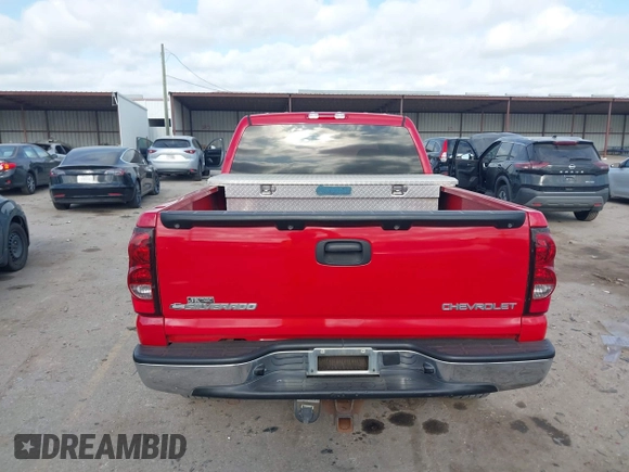 2005 Chevrolet Silverado 1500HD LT with VIN 1GCGC13U65F843456, listed as a IAAI auction lot 42059998 with 199,212 mi miles and . Bid and sale history available at DreamBid. Image 16.