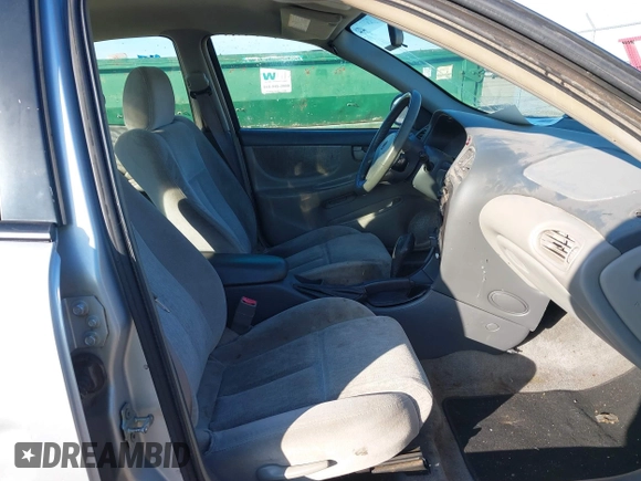 2004 Oldsmobile Alero GL1 z VIN 1G3NL52E94C189058, wystawiony jako IAAI lot #41224615 z przebiegiem 208 921 mil mil oraz . Historia ofert i sprzedaży dostępna na DreamBid. Obrazek 5.