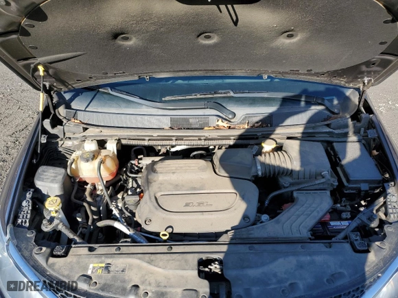 2019 Chrysler Pacifica Touring L with VIN 2C4RC1BG1KR555384, listed as a Copart auction lot 47033405 with 45,286 mi miles and Salvage Title. Bid and sale history available at carsss.com. Image 12.