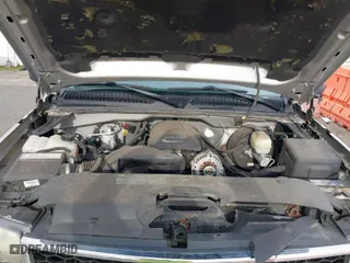 2006 Chevrolet Silverado 1500 LT2 with VIN 2GCEK13Z061267684, listed as a IAAI auction lot 41227242 with 157,175 mi miles. Bid and sale history available at carsss.com. Image 10.