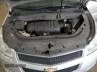 2012 Chevrolet Traverse 1LT z VIN 1GNKVGEDXCJ185307, wystawiony jako Copart lot #52724985 z przebiegiem 167 192 mil mil oraz Szkoda całkowita • Salvage title. Historia ofert i sprzedaży dostępna na DreamBid. Obrazek 12.