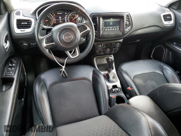 2018 Jeep Compass Latitude with VIN 3C4NJCBB4JT408010, listed as a Copart auction lot 48127335 with 105,866 mi miles and Salvage Title. Bid and sale history available at DreamBid. Image 8.