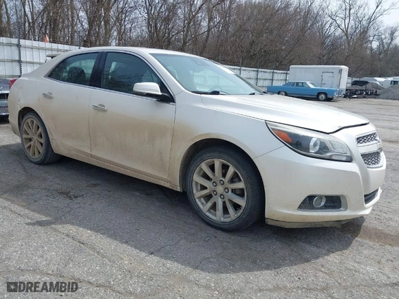 2013 Chevrolet Malibu LTZ with VIN 1G11H5SA5DF141674, listed as a IAAI auction lot 41933797 with 249,419 mi miles. Bid and sale history available at carsss.com. Image 1.