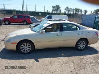 2004 Lexus ES 350 with VIN JTHBA30G345031061, listed as a IAAI auction lot 42003939 with 204,422 mi miles and . Bid and sale history available at DreamBid. Image 14.