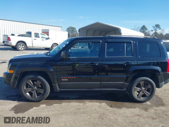 2017 Jeep Patriot Sport z VIN 1C4NJPBB2HD187577, wystawiony jako IAAI lot #41669810 z przebiegiem 53 438 mil mil oraz . Historia ofert i sprzedaży dostępna na DreamBid. Obrazek 14.