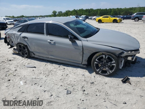 2024 Kia K5 GT-Line z VIN 5XXG64J28RG240655, wystawiony jako Copart lot #53449025 z przebiegiem 47 580 mil mil oraz Szkoda całkowita • Salvage title. Historia ofert i sprzedaży dostępna na DreamBid. Obrazek 4.