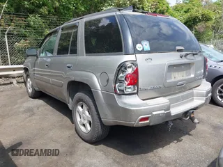 2002 Chevrolet TrailBlazer LS with VIN 1GNDS13S822194130, listed as a IAAI auction lot 42130711 with 196,938 mi miles and . Bid and sale history available at DreamBid. Image 3.