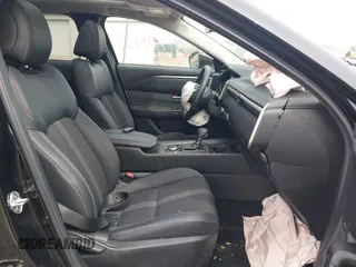 2024 Mazda CX-50 S Premium with VIN 7MMVABDM9RN155593, listed as a IAAI auction lot 41784433 with 20,549 mi miles and . Bid and sale history available at DreamBid. Image 5.
