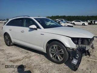 2019 Audi A4 allroad Premium Plus with VIN WA18NAF45KA113258, listed as a Copart auction lot 65002644 with 31,699 mi miles and Salvage Title. Bid and sale history available at carsss.com. Image 4.