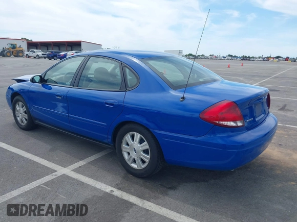 2005 Ford Taurus SEL with VIN 1FAFP56295A232647, listed as a IAAI auction lot 42015113 with 87,793 mi miles and . Bid and sale history available at DreamBid. Image 3.