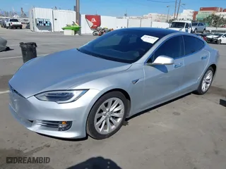 2016 Tesla Model S 70 kWh Battery with VIN 5YJSA1E17GF171143, listed as a IAAI auction lot 41707192 with NaN miles. Bid and sale history available at carsss.com. Image 19.