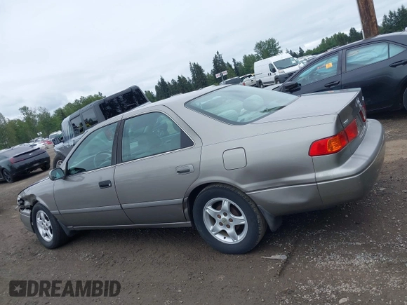 2001 Toyota Camry CE z VIN 4T1BG22K31U097733, wystawiony jako IAAI lot #42276687 z przebiegiem 180 357 mil mil oraz . Historia ofert i sprzedaży dostępna na DreamBid. Obrazek 14.