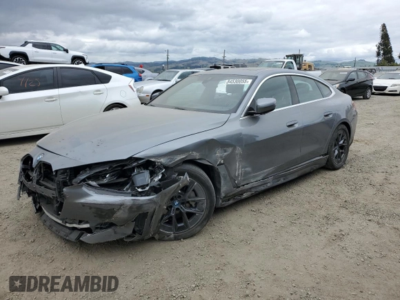 2023 BMW i4 eDrive35 z VIN WBY43AW06PFR23434, wystawiony jako Copart lot #54530055 z przebiegiem 16 920 mil mil oraz Szkody całkowita. Historia ofert i sprzedaży dostępna na DreamBid. Obrazek 1.