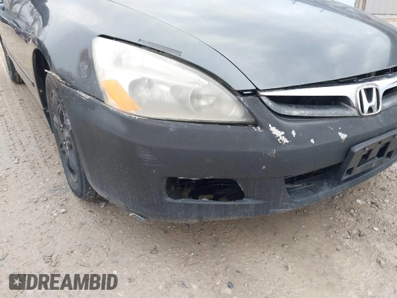 2003 Honda Accord LX z VIN 1HGCM56343A070391, wystawiony jako IAAI lot #41845069 z przebiegiem 297 781 mil mil oraz . Historia ofert i sprzedaży dostępna na DreamBid. Obrazek 13.