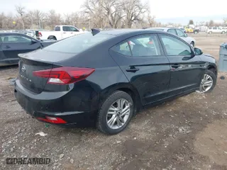 2020 Hyundai Elantra SEL with VIN 5NPD84LF0LH570055, listed as a IAAI auction lot 40932475 with 75,835 mi miles. Bid and sale history available at carsss.com. Image 4.