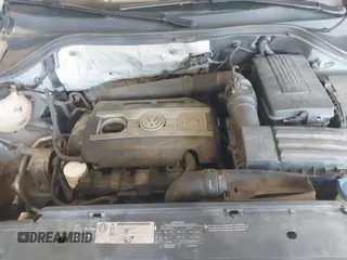 2011 Volkswagen Tiguan SEL z VIN WVGBV7AXXBW511175, wystawiony jako IAAI lot #42341613 z przebiegiem 168 497 mil mil oraz . Historia ofert i sprzedaży dostępna na DreamBid. Obrazek 10.