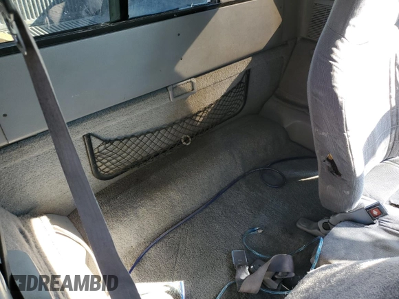 1997 Ford Ranger XLT with VIN 1FTCR15X2VPA50685, listed as a Copart auction lot 81790574 with 128,458 mi miles and Salvage Title. Bid and sale history available at DreamBid. Image 10.