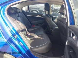 2019 Genesis G70 2.0T Advanced with VIN KMTG34LA1KU021793, listed as a IAAI auction lot 40461168 with 41,903 mi miles. Bid and sale history available at carsss.com. Image 8.