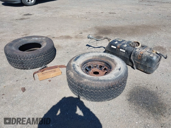 2003 Jeep Wrangler Sport with VIN 1J4FA49S03P343285, listed as a IAAI auction lot 41823684 with 201,723 mi miles and . Bid and sale history available at DreamBid. Image 12.