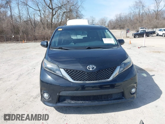 2015 Toyota Sienna SE with VIN 5TDXK3DC9FS652765, listed as a IAAI auction lot 41723922 with 105,679 mi miles. Bid and sale history available at carsss.com. Image 13.