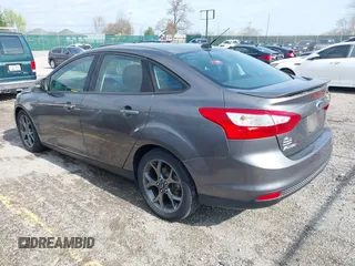 2013 Ford Focus SE with VIN 1FADP3F22DL333107, listed as a IAAI auction lot 41927543 with 115,048 mi miles and . Bid and sale history available at carsss.com. Image 3.
